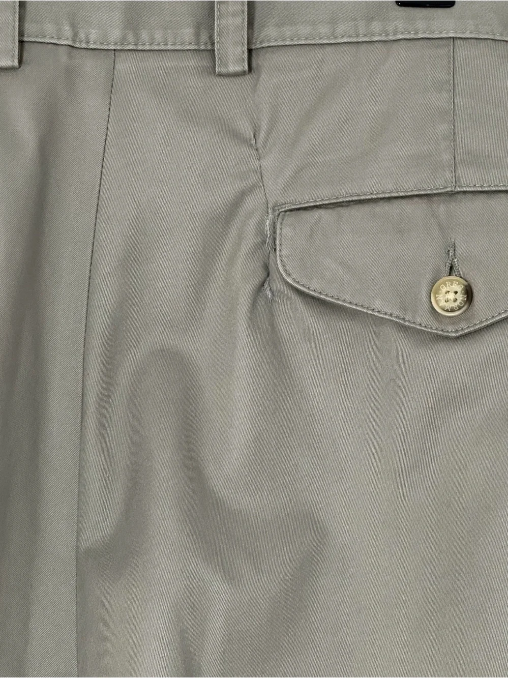 Greg Norman Collection Men’s Khaki Golf Shorts Size 40 Pleated 100% Cotton